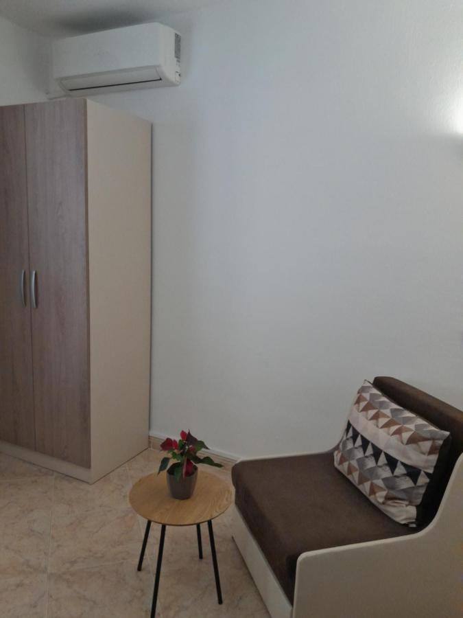 Hotel Moni 85 Family House Sosopol Exterior foto